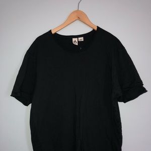 Oversized black shirt